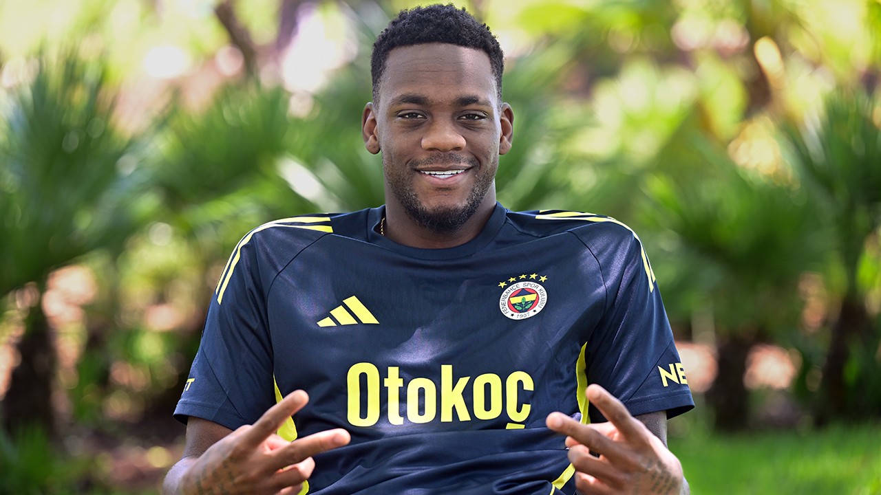 Jhon Duran: Galatasaray'a gol atarak gerçek Fenerbahçeli olmak istiyorum