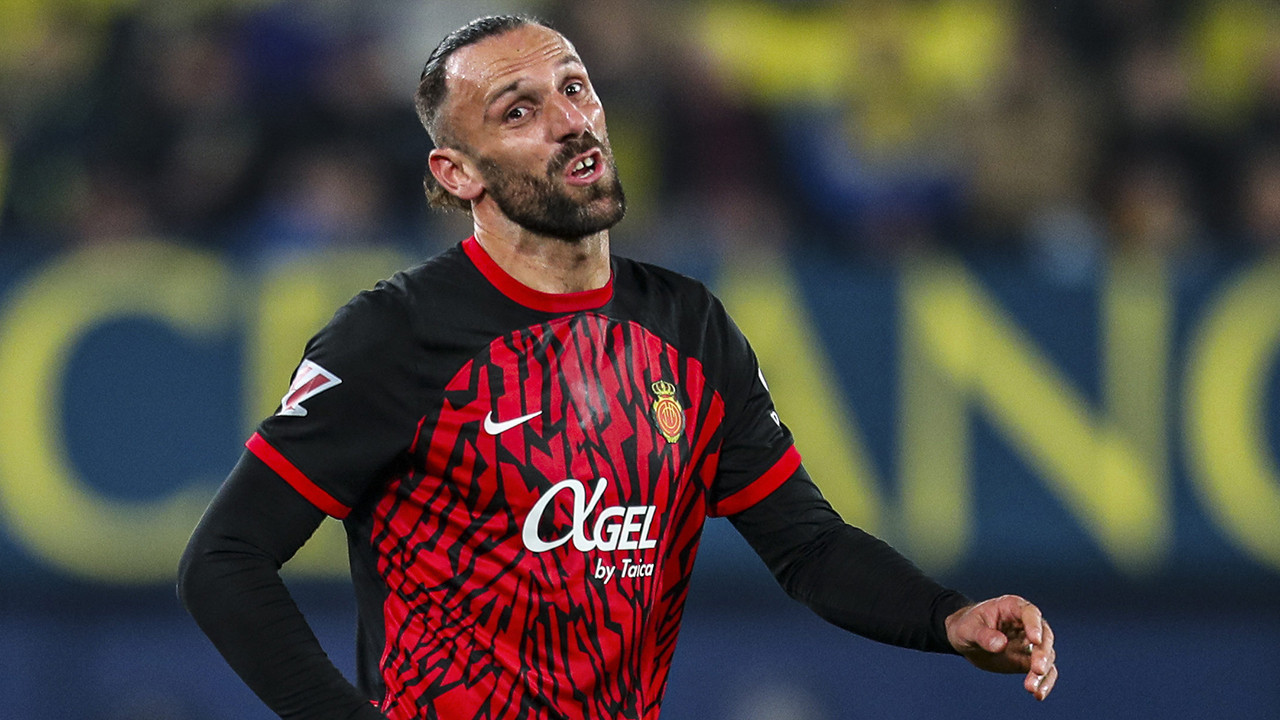 Vedat Muriç haber gönderdi: "Ben gelmeye hazırım! Kulübüm 25 milyon euro istiyor"