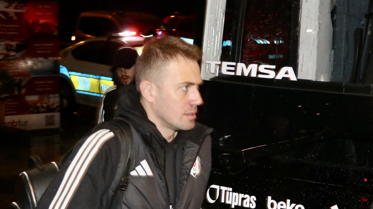 Mert Günok, ayrılık haberlerini yalanladı