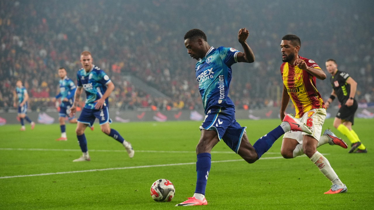 Musaba Samsunspor'dan ayrıldı! Fenerbahçe'ye imza atacak