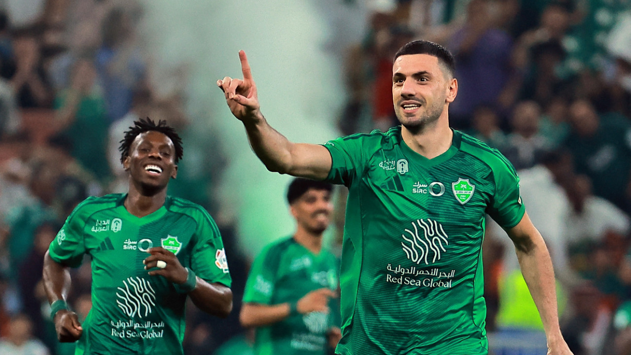 MAÇ SONUCU | Al Ahli 3-2 Al Nassr (Suudi Arabistan Ligi)