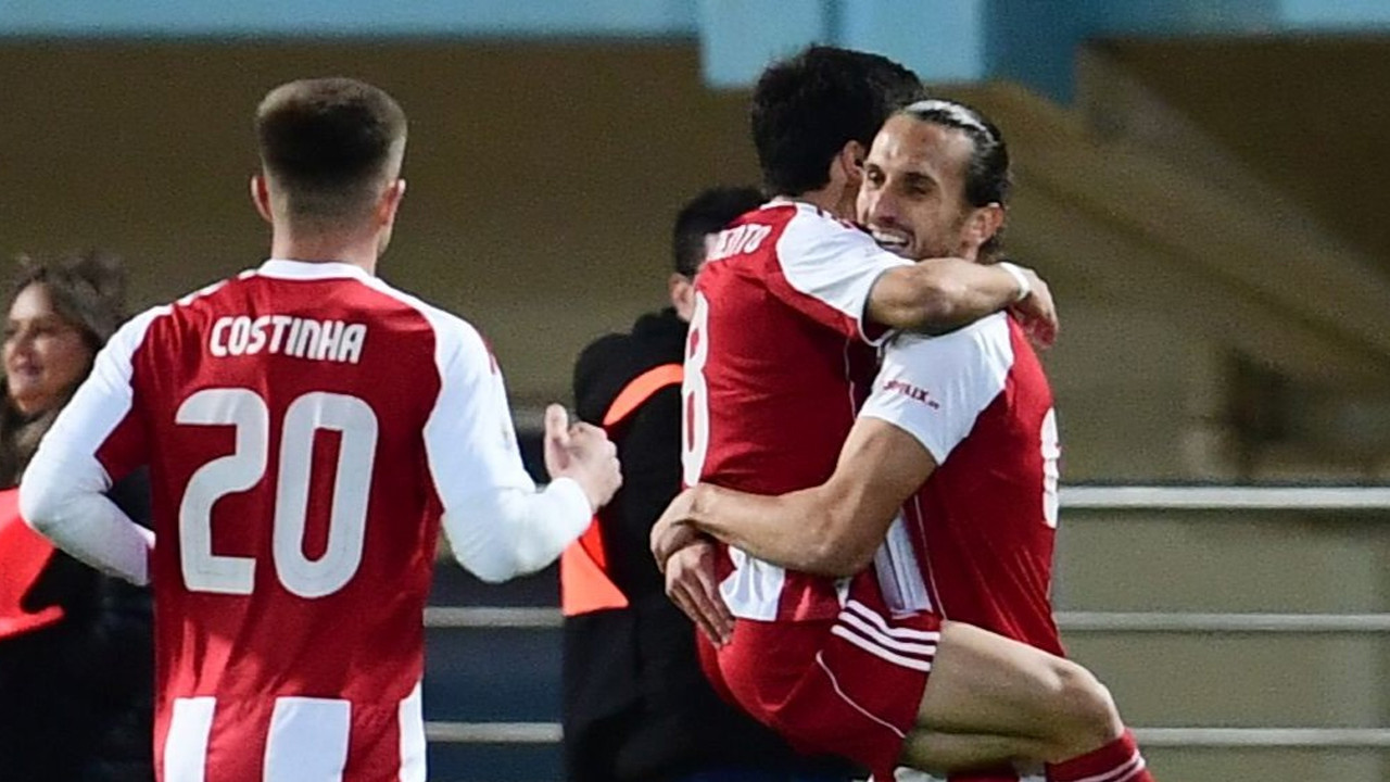 Yusuf Yazıcı gol attı, Olympiakos kupayı aldı