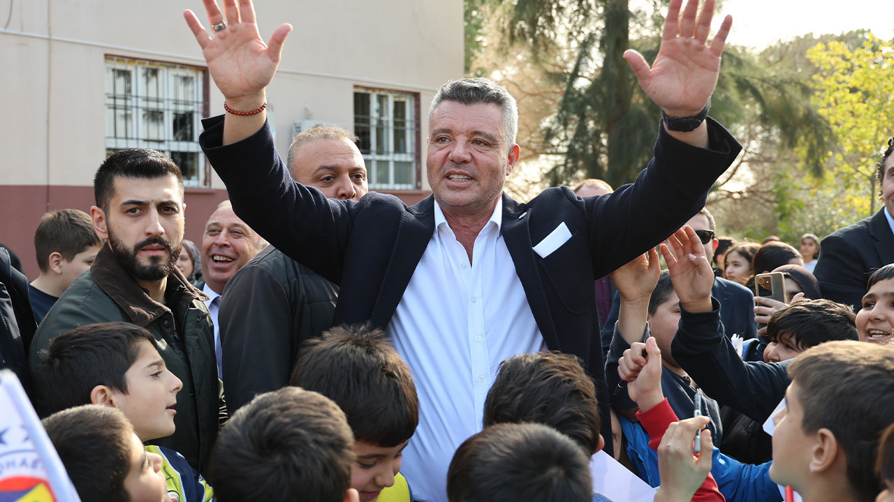 Sadettin Saran Adana'da okul ziyaret etti