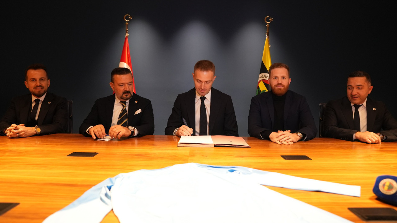 Fenerbahçe, Mert Günok'u kadrosuna kattı