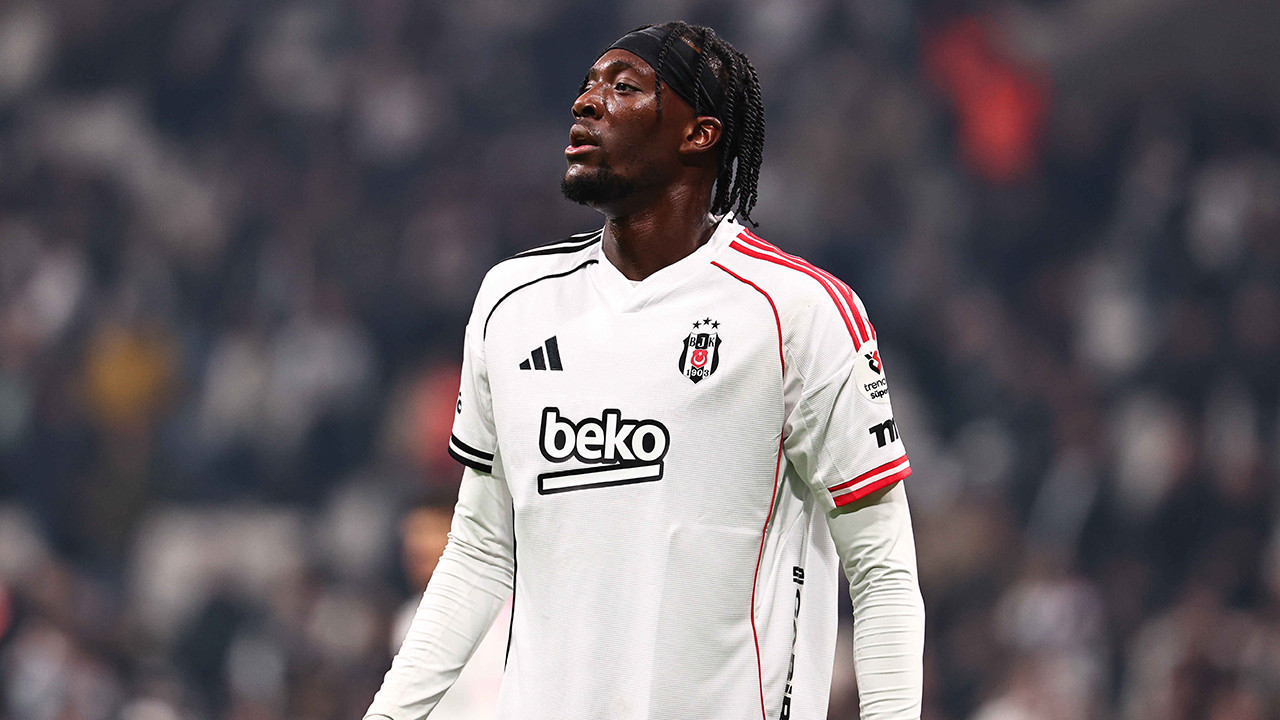Tammy Abraham, Antalya kampından ayrılarak İstanbul'a döndü