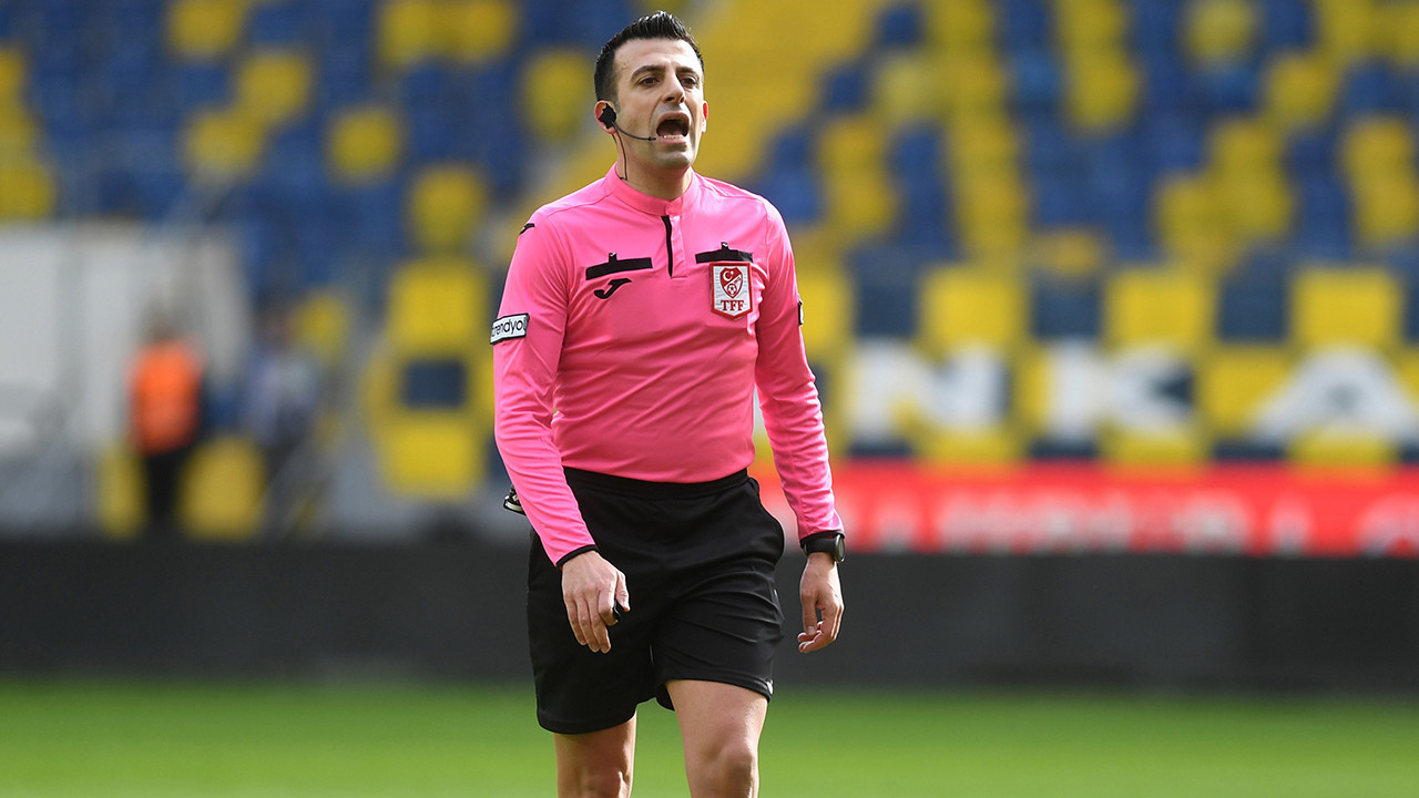 Galatasaray-Fenerbahçe derbisinin VAR hakemi belli oldu