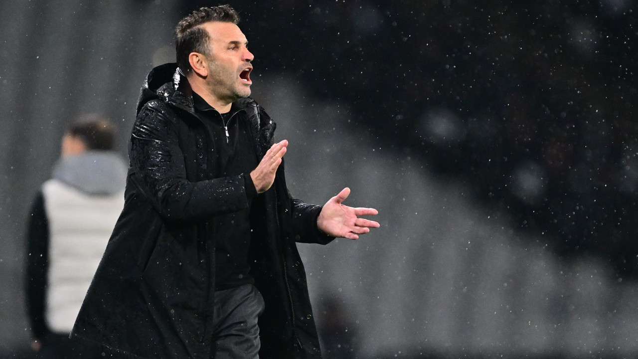 Okan Buruk'tan Fenerbahçe taraftarına sitem: "Ölmüş bir insana edilen küfürler..."