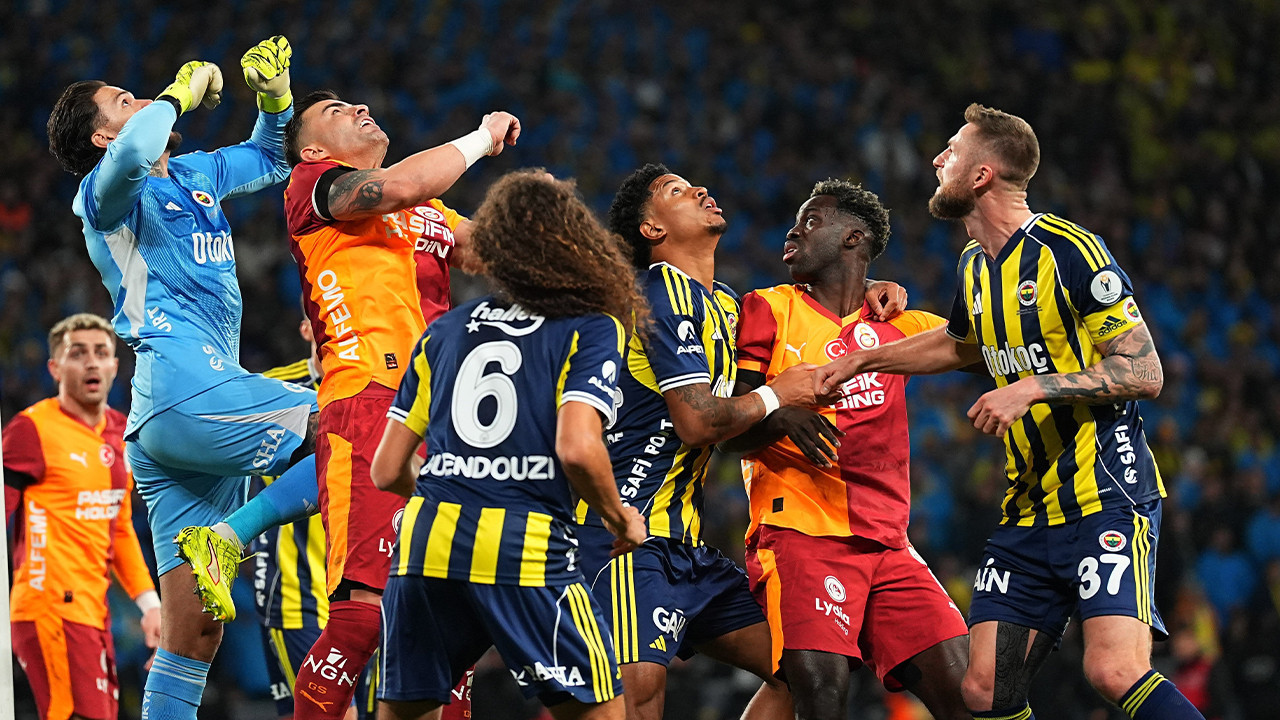 "Nasıl bir gaflete düştünüz?" Spor yazarları Süper Kupa Finali'ni yorumladı!