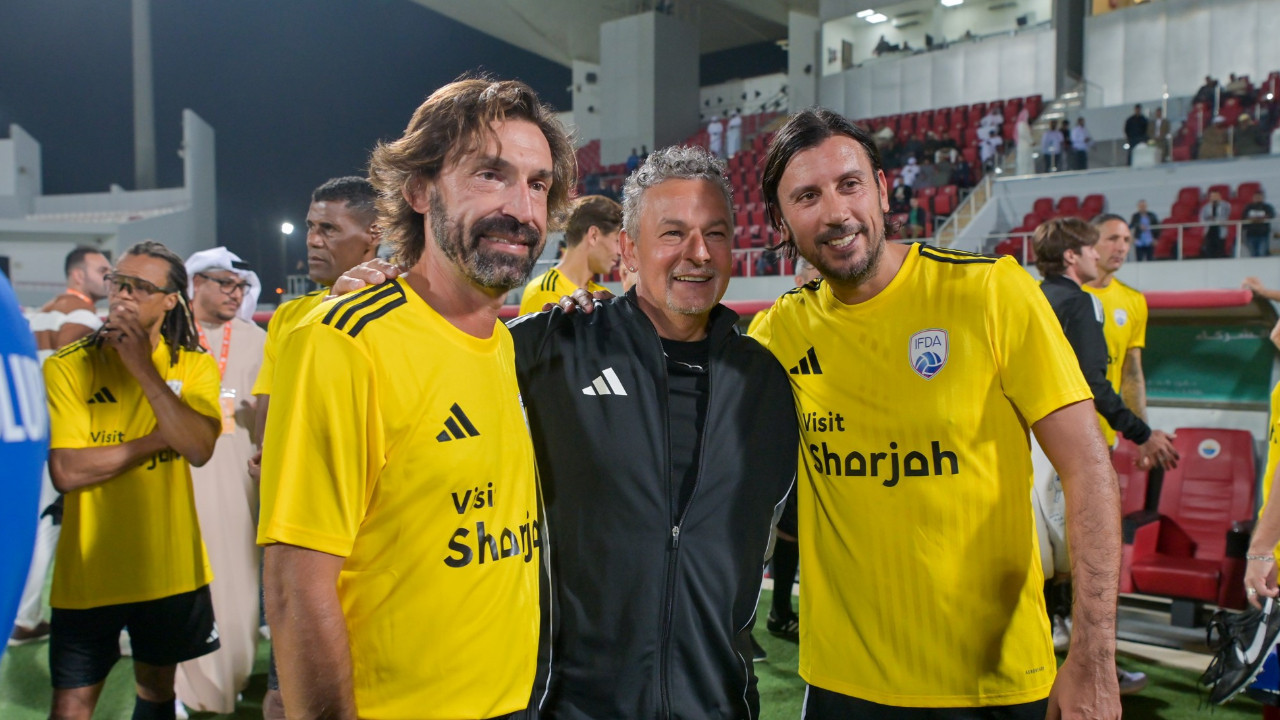 Dünya futbolunun efsane isimleri BAE'nın Şarika kentinde bir araya geldi