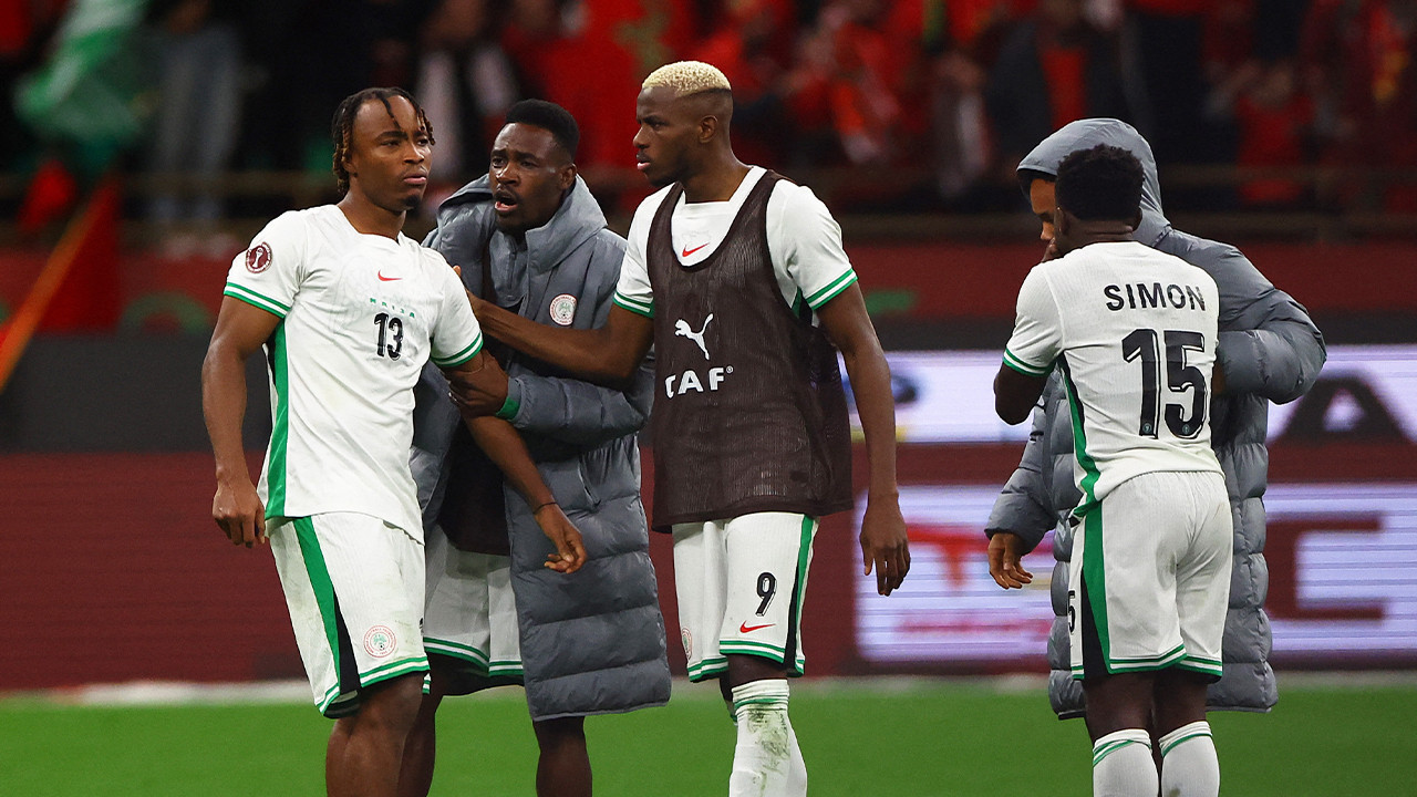 Eric Chelle Osimhen'i oyundan aldı Nijerya basını çıldırdı