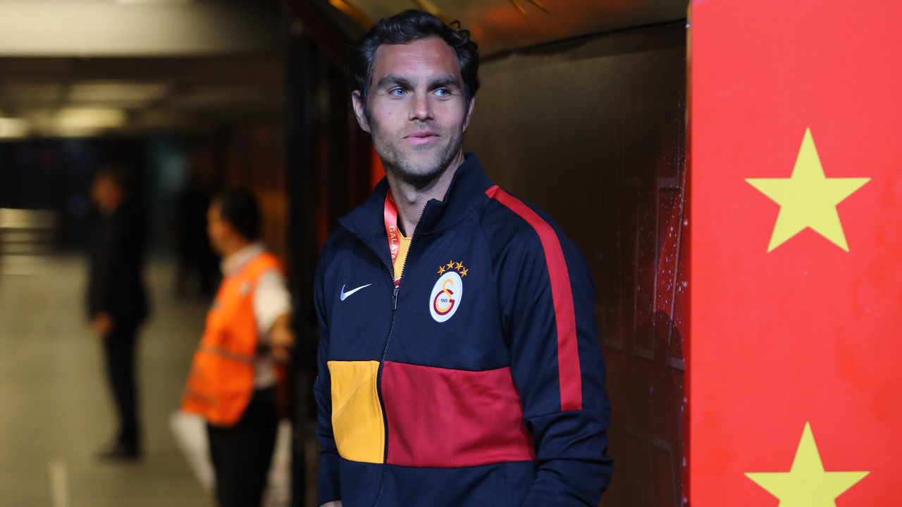 Galatasaray'ın eski golcülerinden Johan Elmander: Birini seçmem gerekirse, ben kendi oynadığım kadroyu seçerim