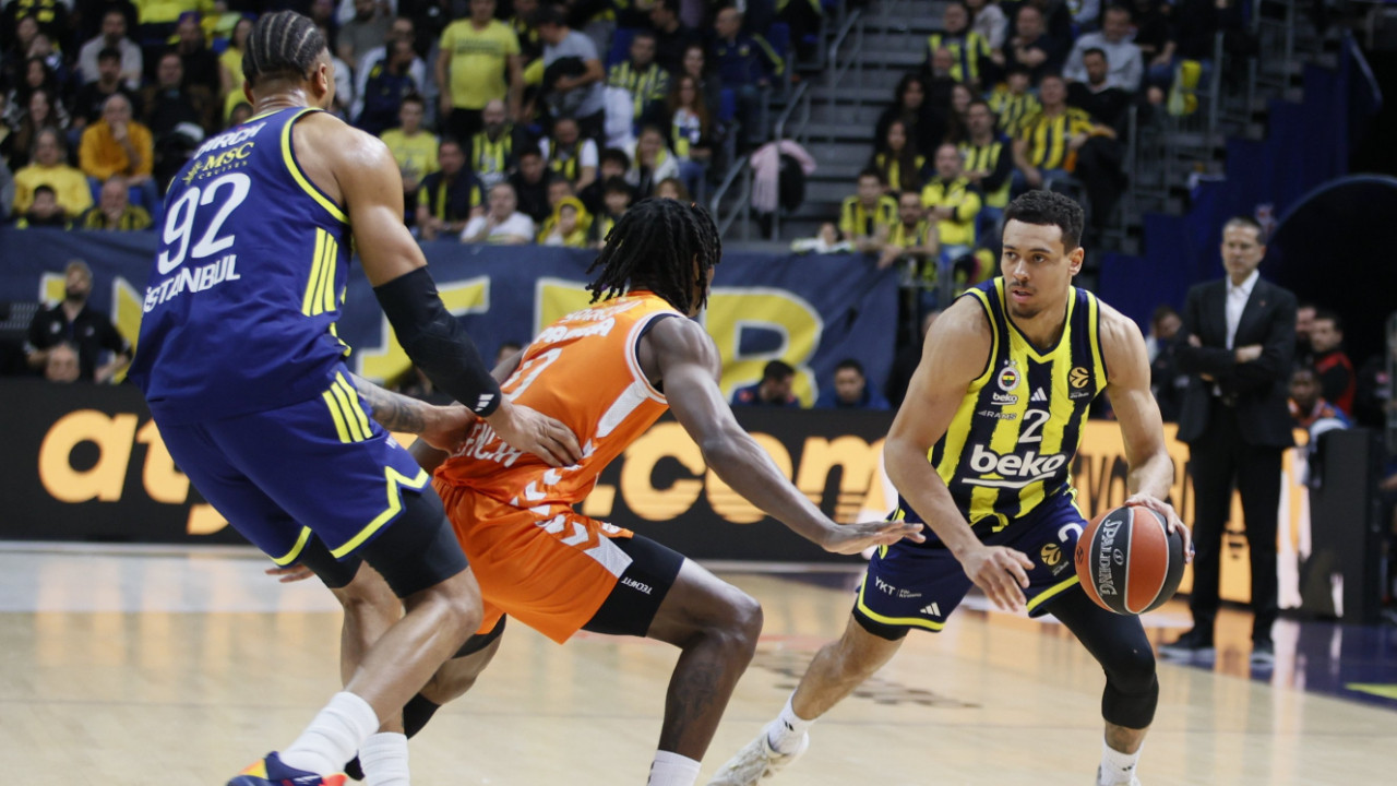 MAÇ ÖZETİ | Fenerbahçe Beko 82-79 Valencia (Euroleague)