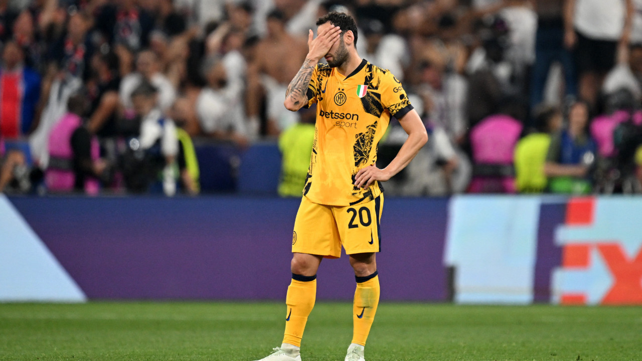 Hakan Çalhanoğlu ocakta imza atmazsa haziranda Galatasaray'da!