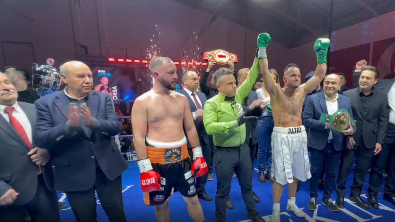 Muğla'da profesyonel boks gecesi düzenlendi