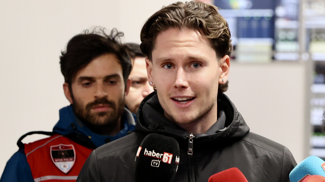 Trabzonspor Mathias Lovik'i KAP'a bildirdi