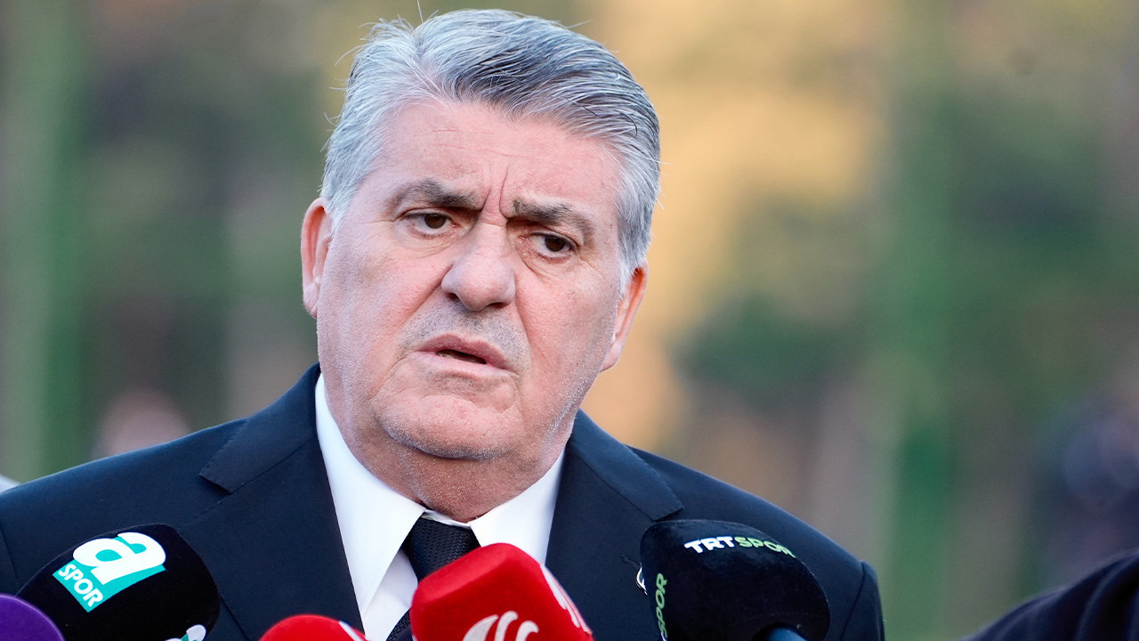 Serdal Adalı bir yandan transfer yapmak istiyor diğer yandan 'çare seçim' algısını kırmak istiyor