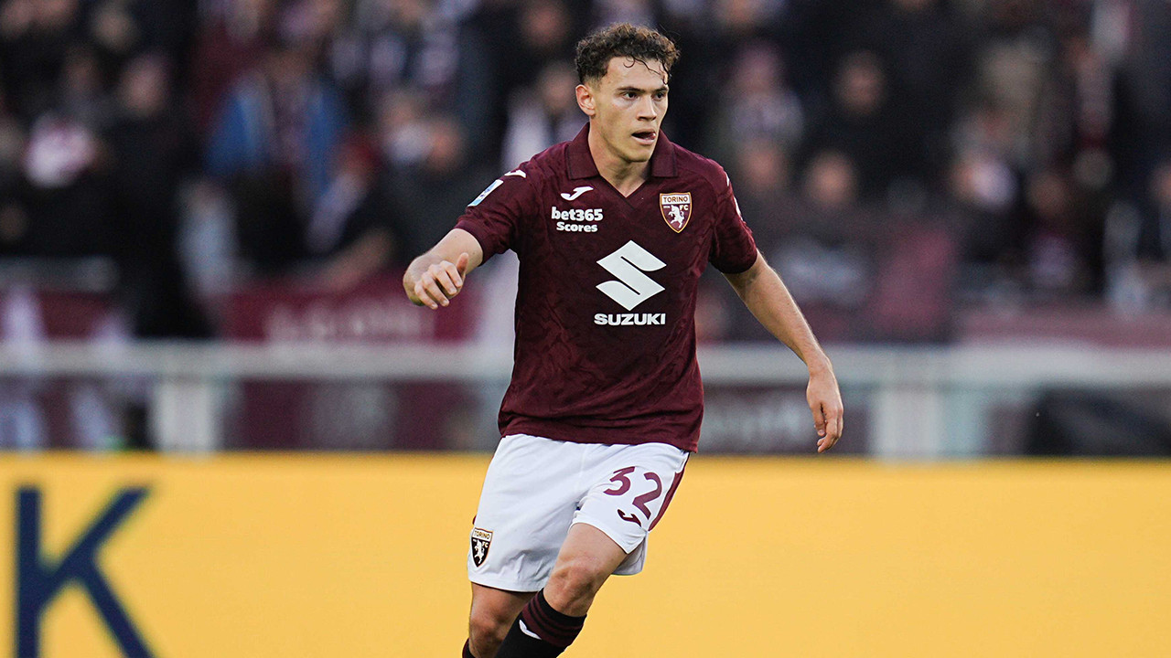 Beşiktaş'ın yeni transferi Kristjan Asllani bu akşam İstanbul'a geliyor