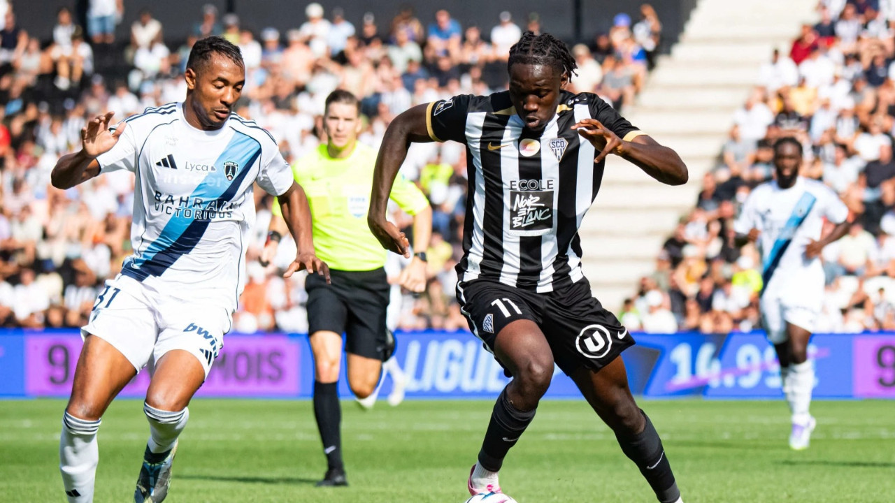 Fabrizio Romano açıkladı! Fenerbahçe Sidiki Cherif transferini bitirdi