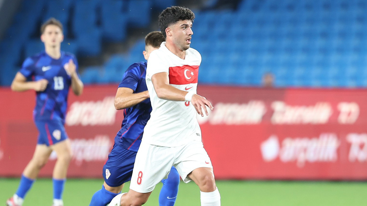 Samsunspor'dan ayrılan Eyüp Aydın, Galatasaray'a geri döndü