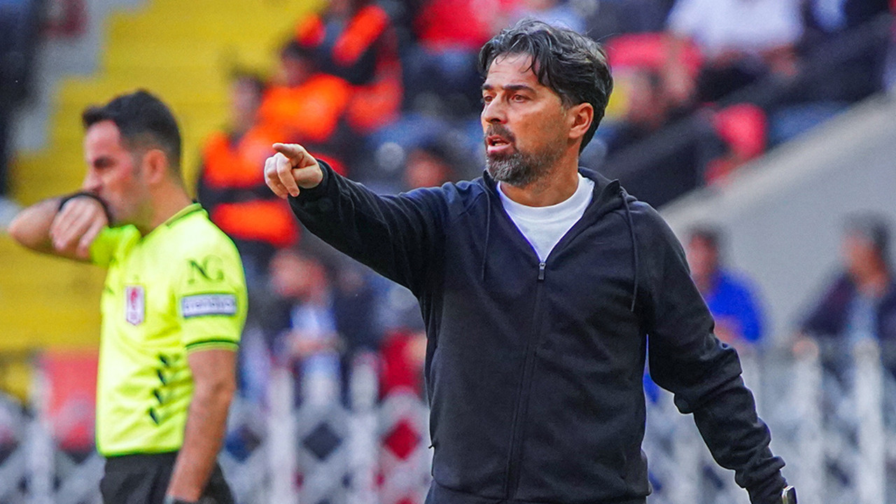 Konyaspor'da Çağdaş Atan'ın yerine İlhan Palut geldi