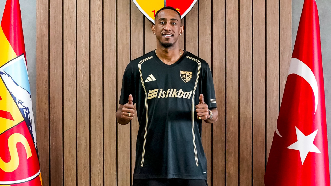 Kayserispor Hollandalı sağ bek Joshua Brenet'le anlaştı