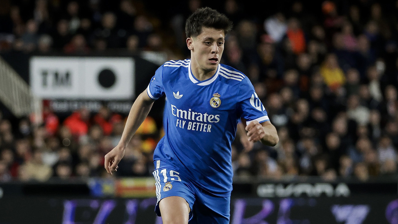 İspanya'da Arda Güler çılgınlığı: "Ne Bellingham ne başka biri rakip olamaz"