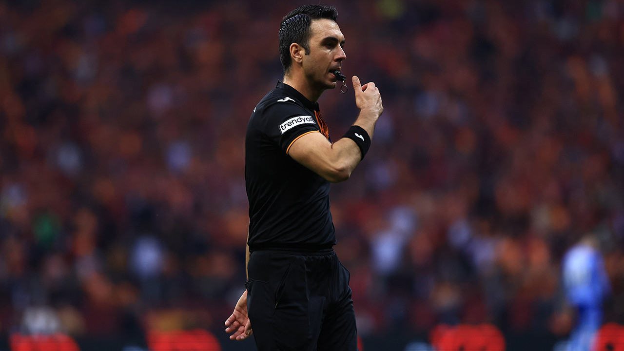 Hakemliği bırakan Arda Kardeşler menajer oluyor!