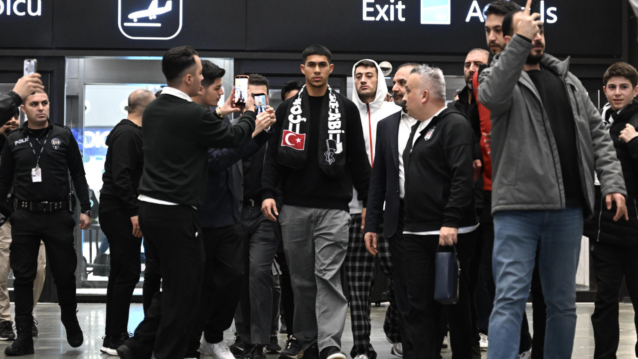 Serdal Adalı Devis Vasquez'den önce Pierluigi Gollni'yi istemiş! Roma kabul etmemiş