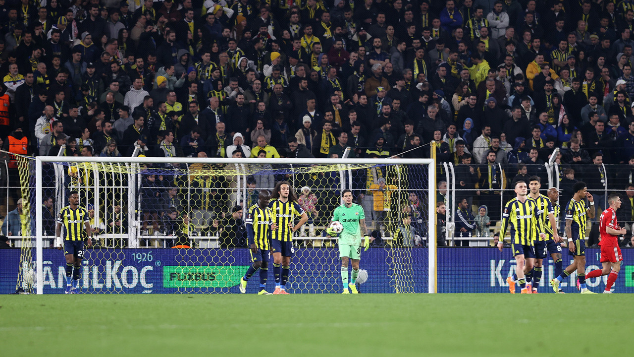MAÇ ÖZETİ | Fenerbahçe 0-3 Nottingham Forest (UEFA Avrupa Ligi)