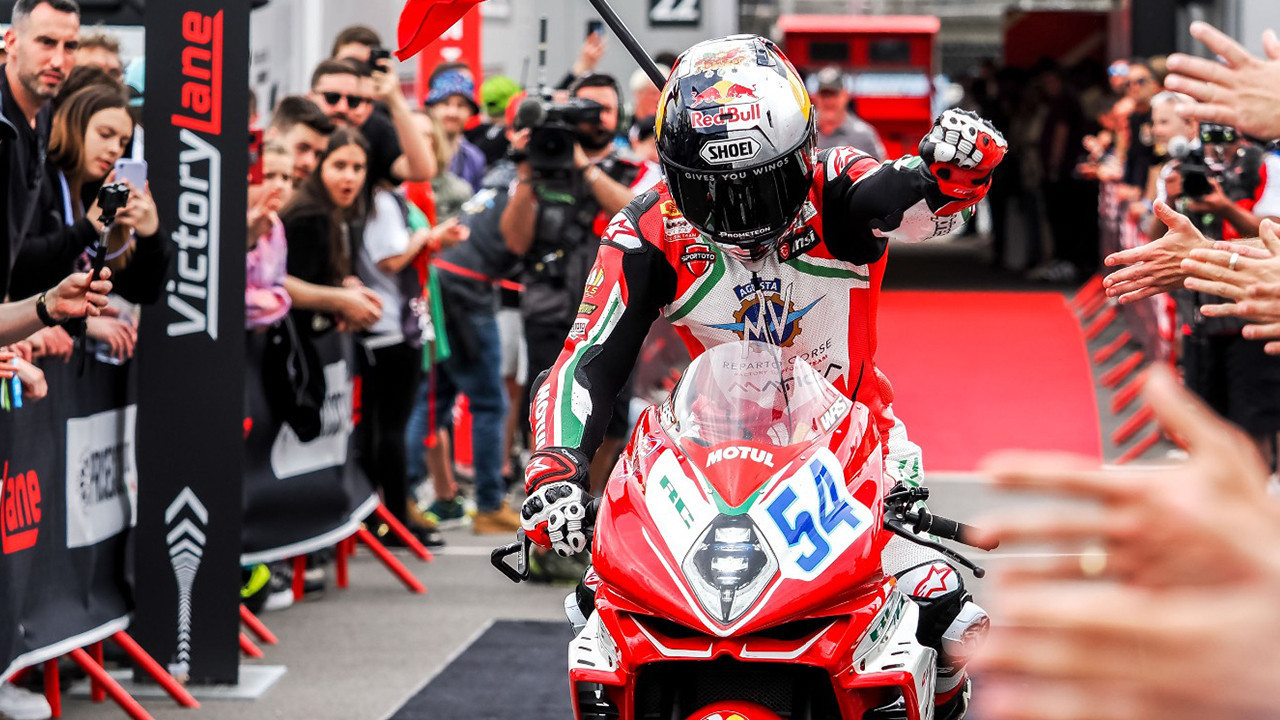 Milli motosikletçiler Bahattin Sofuoğlu ve Can Öncü sezonu Avustralya'da açacak