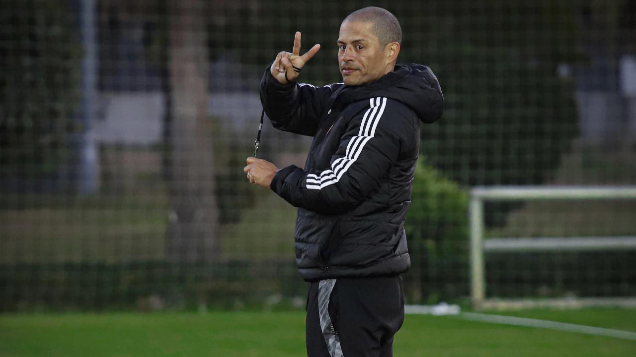 Alex de Souza, Brezilya 2. Ligi'nde Athletic Club'ün başına geçti