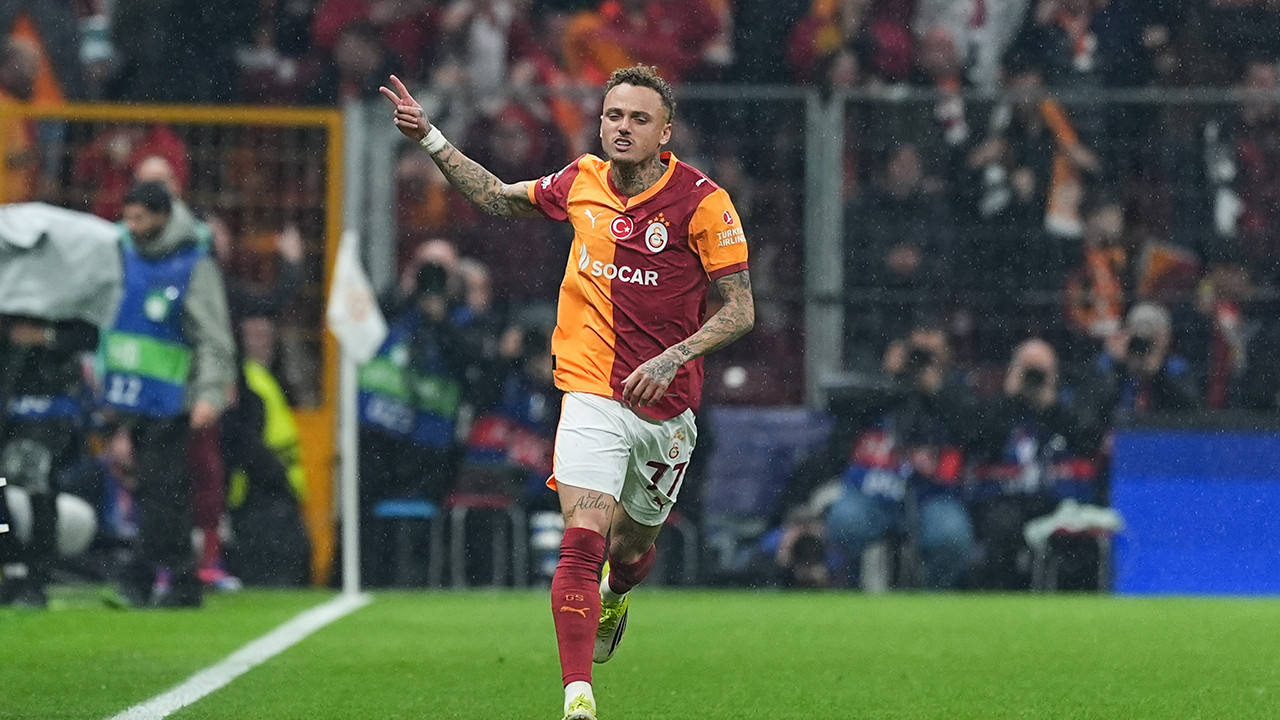 Noa Lang Assoennah Camii'si için Galatasaray formasını satışa çıkardı