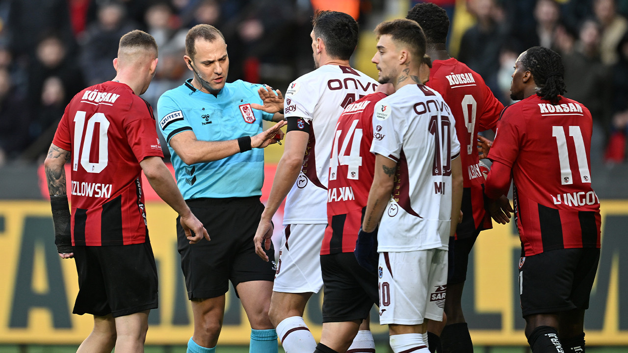Gaziantep FK Antrenörü Hüseyin Çayır: Galatasaray'ın golü iptal edildi biz ise golü yedik!