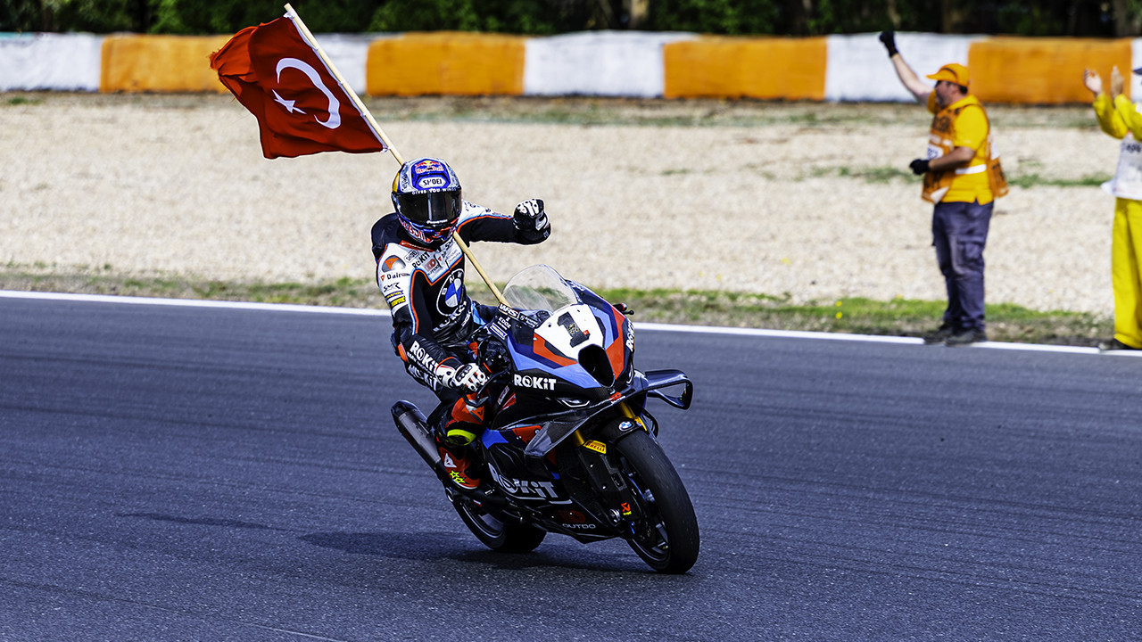 Toprak Razgatlıoğlu, MotoGP'de yarışan ilk Türk sporcu olarak hafta sonu piste çıkacak