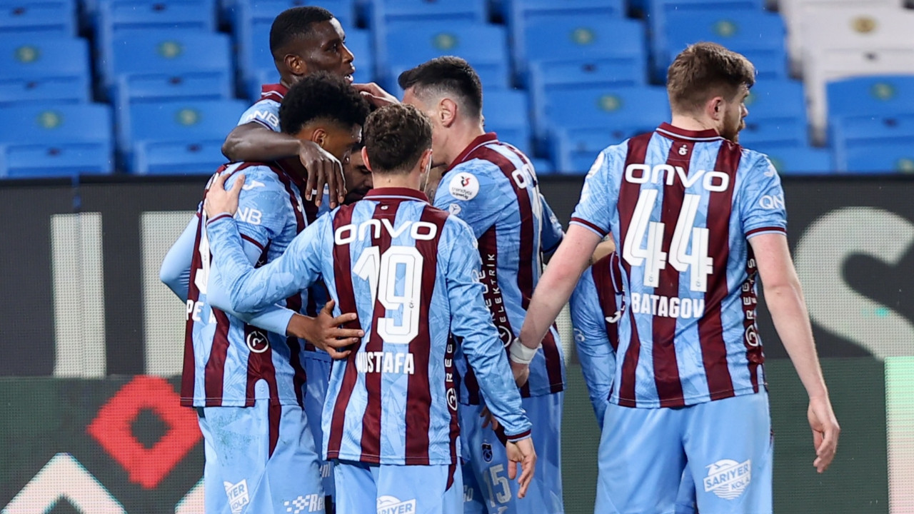 MAÇ ÖZETİ | Trabzonspor 3-1 Fatih Karagümrük (Trendyol Süper Lig)