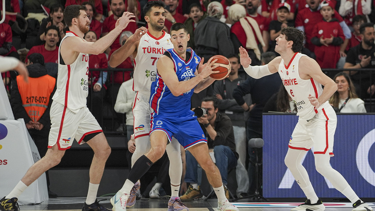 MAÇ SONUCU | 12 Dev Adam Sırbistan engelini bir kez daha aştı!