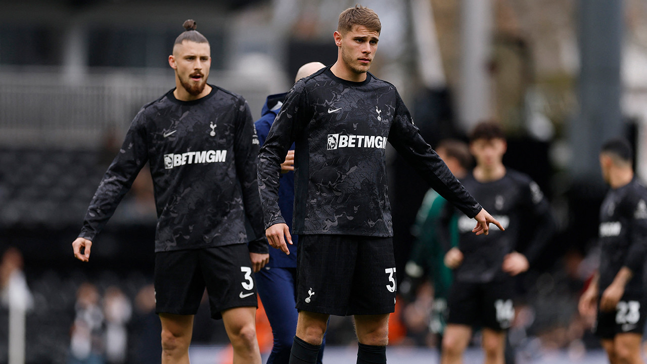 Tottenham'da maaşlar yarıya inebilir! Lig düştüğü an...