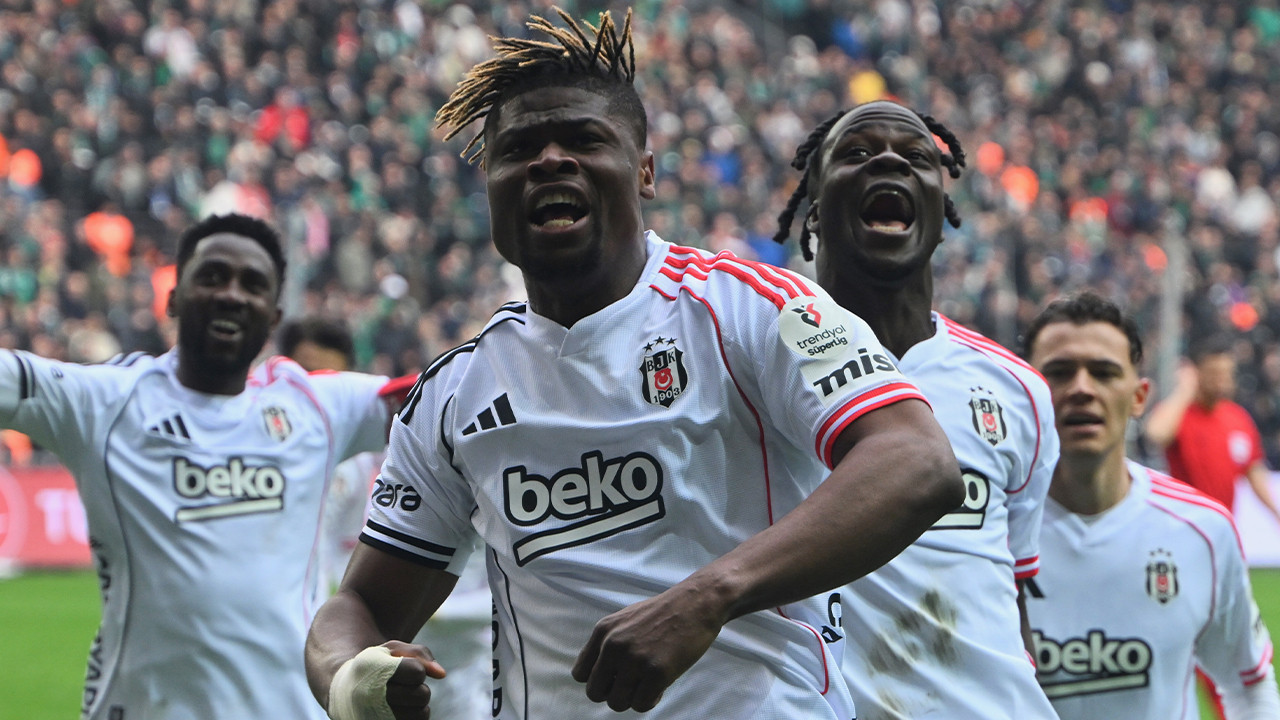 Nihat Kahveci'den Emmanuel Agbadou için övgü dolu sözler!