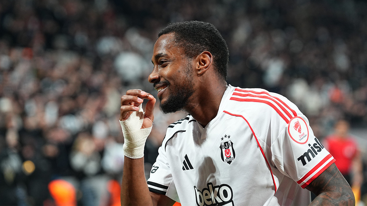 3 maçta 2 gol atan Amir Murillo Panama'da manşetle…