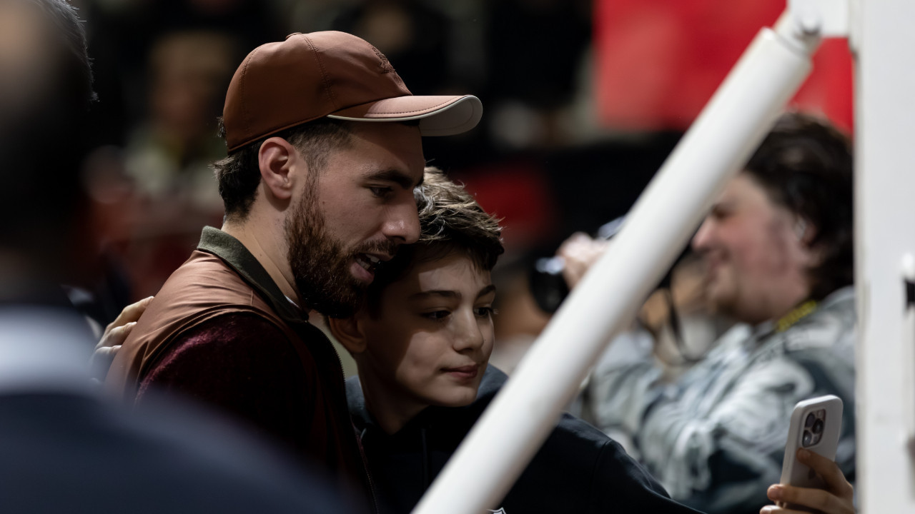 Orkun Kökçü araya girdi Ç.Rizespor deplasmanındaki kavga sona erdi