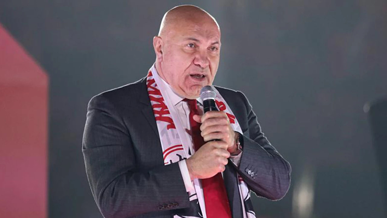 Liverpool maçı sonrası Samsunspor Başkanı Yüksel Yıldırım: Galatasaray inanılmaz!