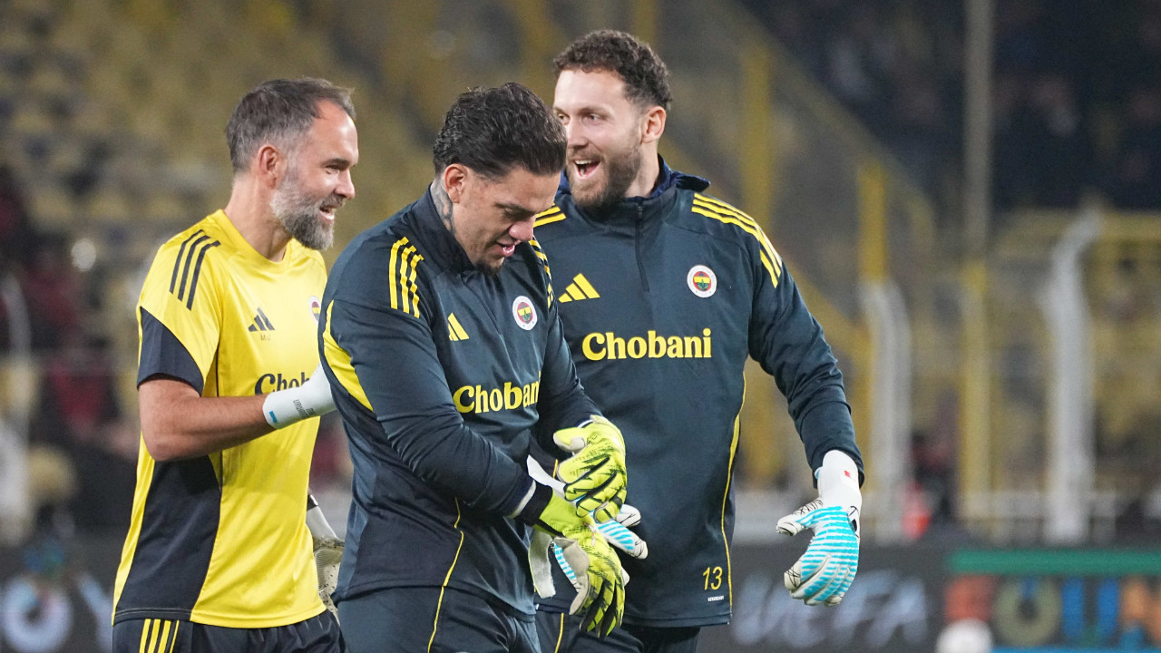 Ederson cezalı! Fatih Karagümrük - Fenerbahçe maçında kale Tarık Çetin'in