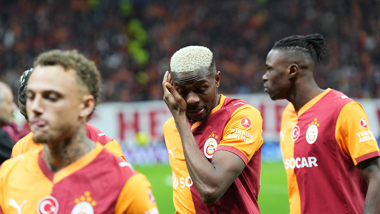 Osimhen önce gözyaşlarını sildi sonra Liverpool'u devirdi: Biz bir aileyiz ve aile her şeydir