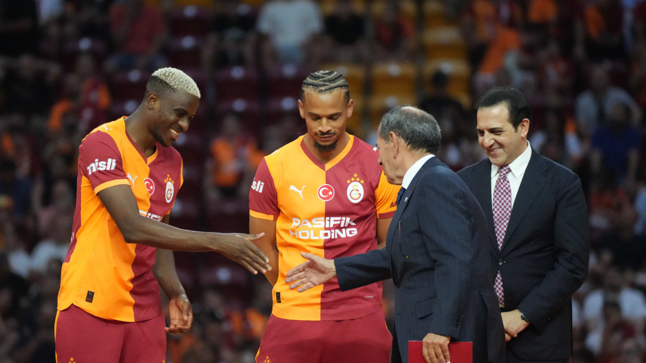 Dursun Özbek 3, Victor Osimhen 5 milyon euro dedi Galatasaray tarihi primde anlaştı
