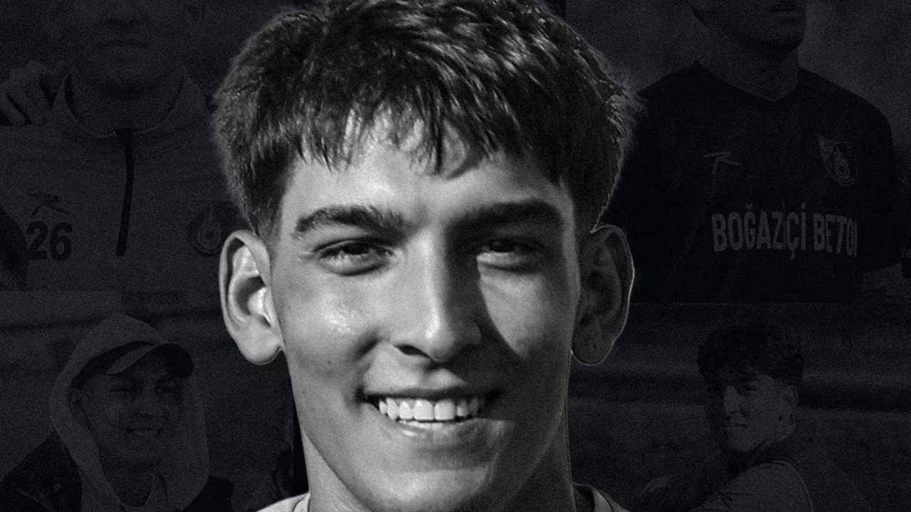 İstanbulspor'da forma giyen ve kanser tedavisi gören Baran Alp Vardar hayatını kaybetti