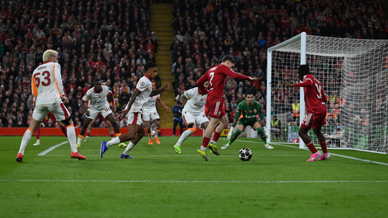 MAÇ SONUCU | Galatasaray turu İngiltere'de farklı kaybetti