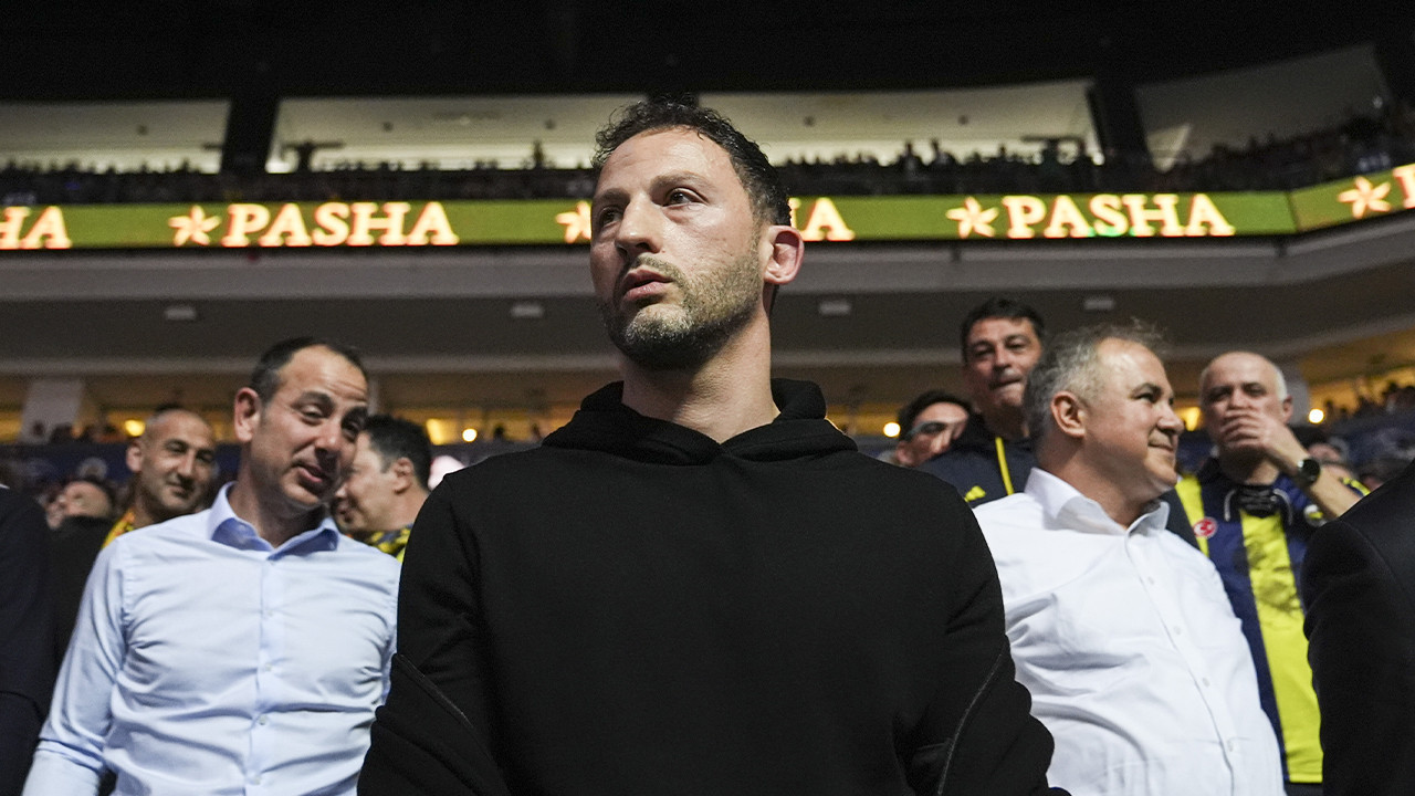 Nebil Evren: Domenico Tedesco ile devam edilmeli!