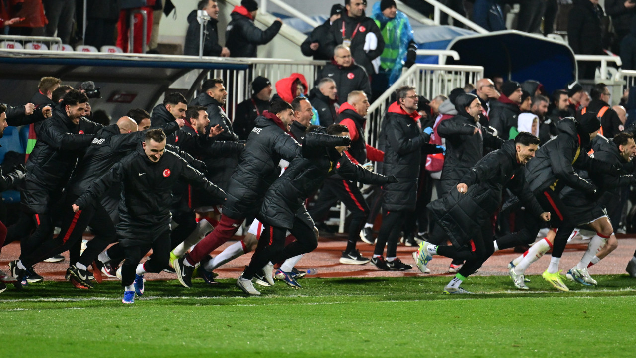 1-0'ın ardından hem Avrupa basını yıkıldı: Türkiye Dünya Kupası'na nihayet geri döndü