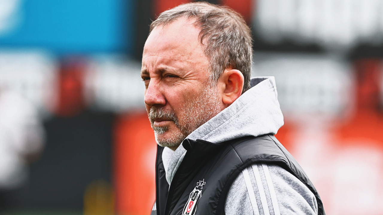 Beşiktaş Hugo Souza ve Evan Ndicka için 48 milyon euroyu gözden çıkarmak zorunda