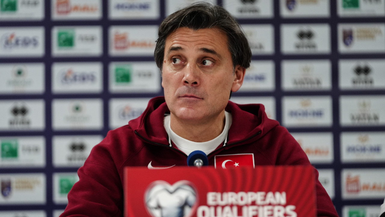 Fatih Terim ve Mustafa Denizli Vincenzo Montella'nın yanına yaklamaşadı